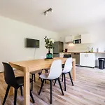 Comodo Apartamento