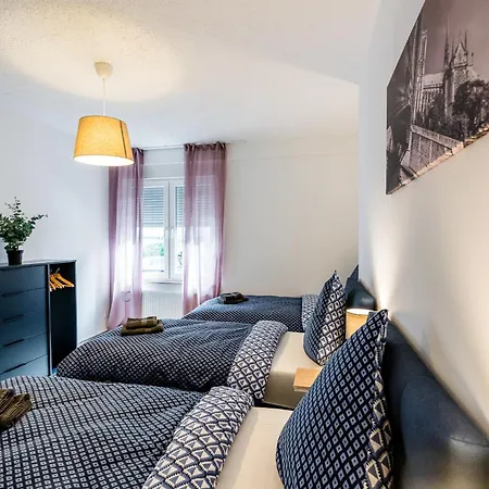 Comodo Apartments - Free Parking זולינגן